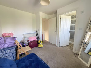 Bedroom- click for photo gallery